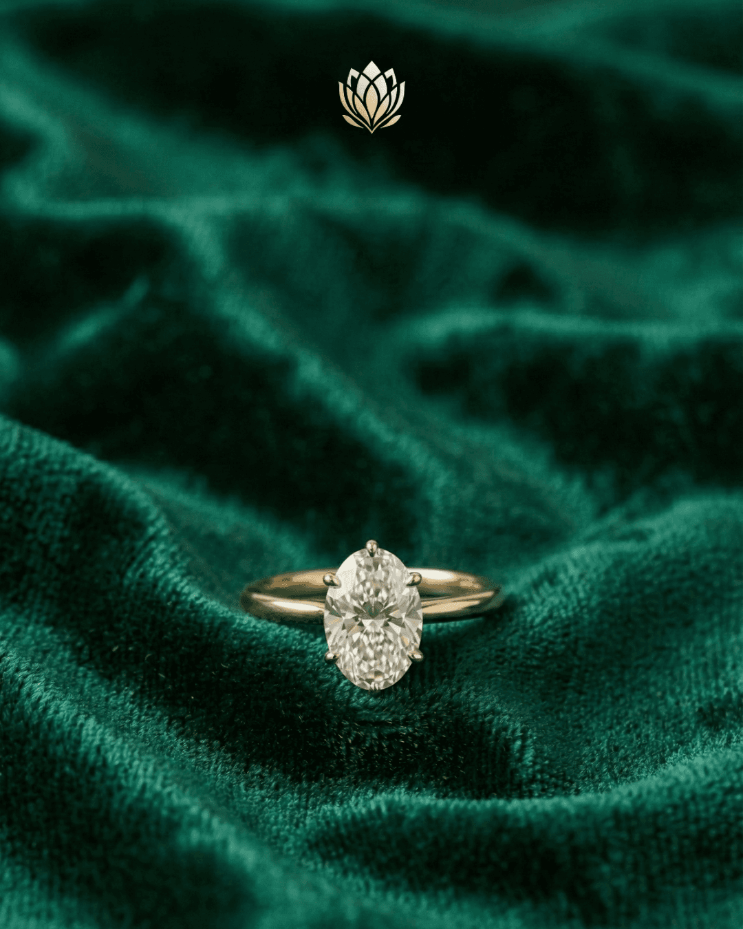 Oval solitaire ring