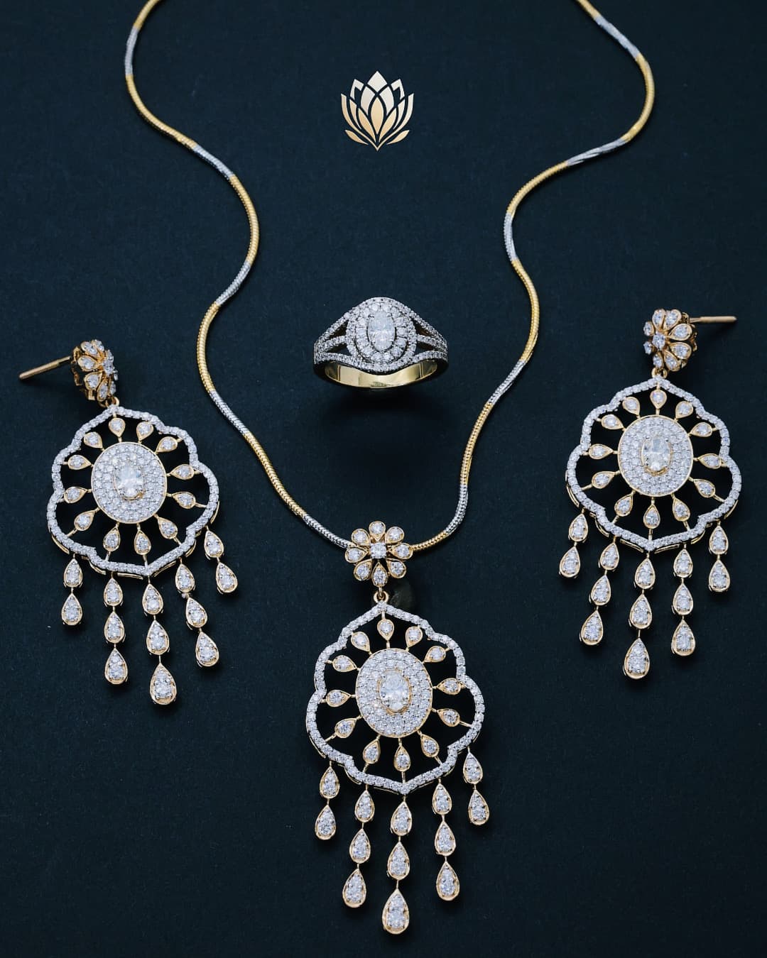 Ovalis Diamond Set
